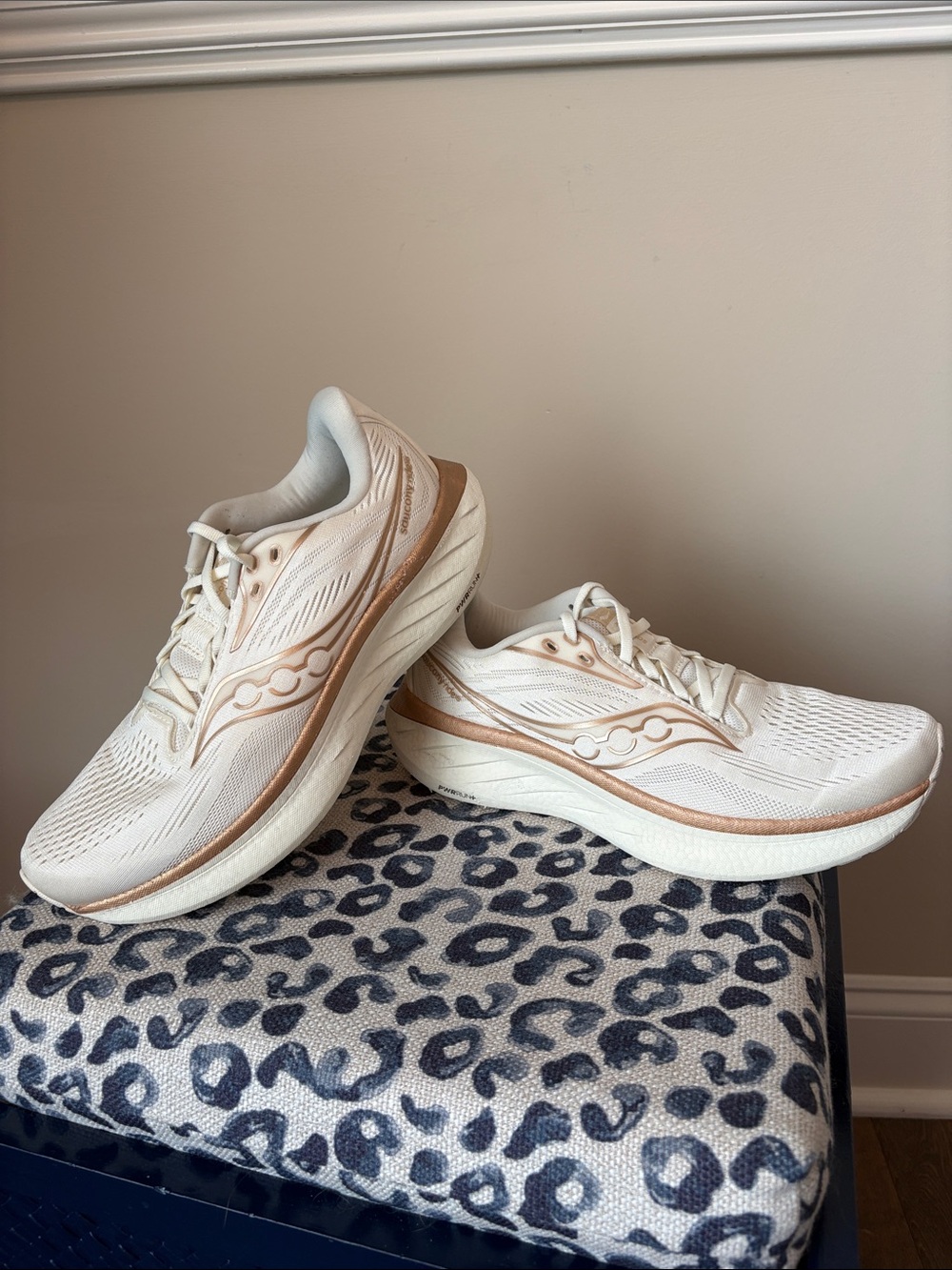 Saucony Ride 18 Gold & Vanilla, 9.5